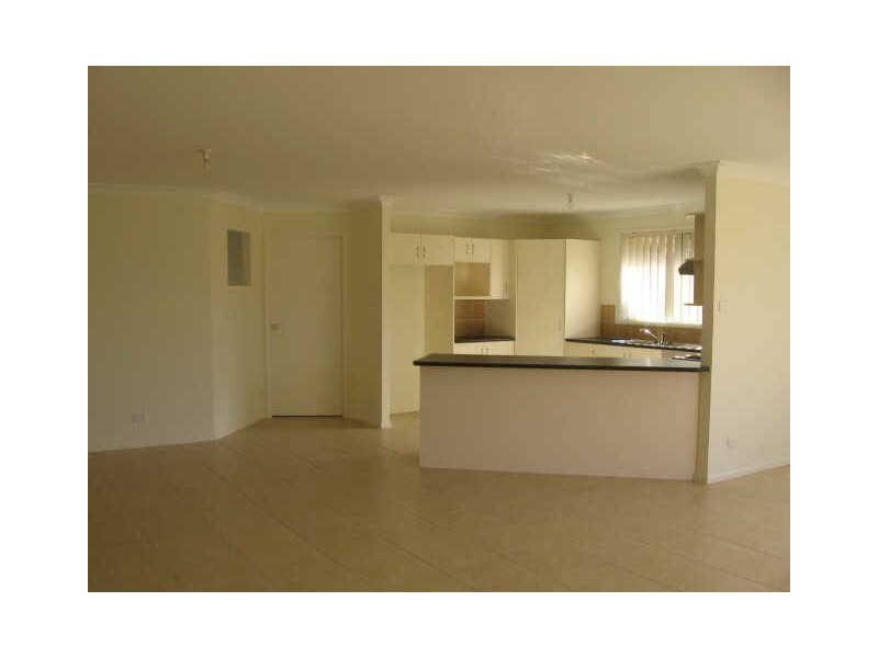 10 Ayres Avenue, Tea Gardens NSW 2324