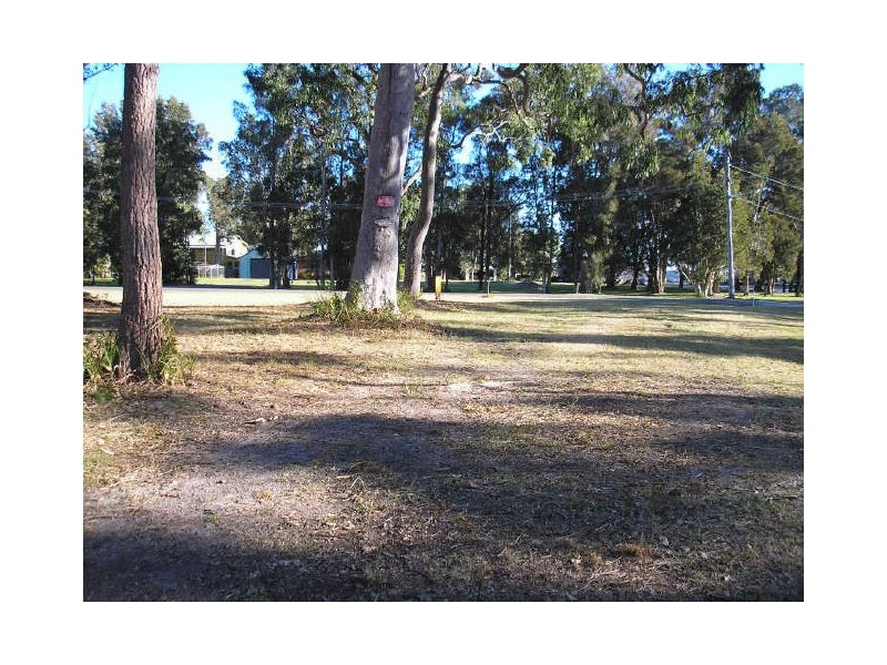 37 Cunningham Street, Pindimar NSW 2324