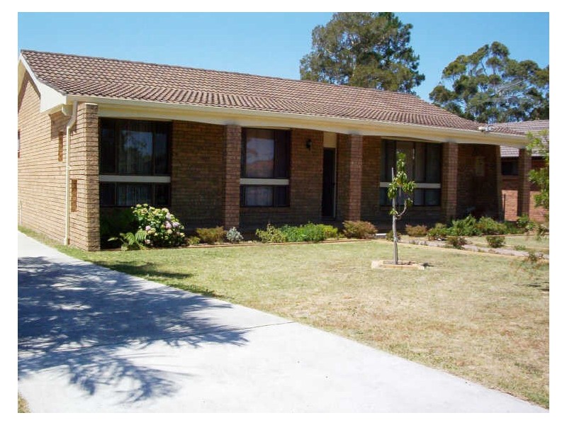 12 Albatross Avenue, Hawks Nest NSW 2324