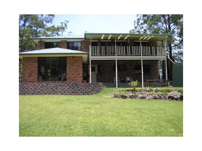 8 The Point, Bundabah NSW 2324