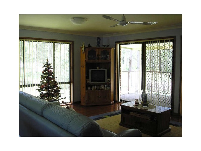 8 The Point, Bundabah NSW 2324