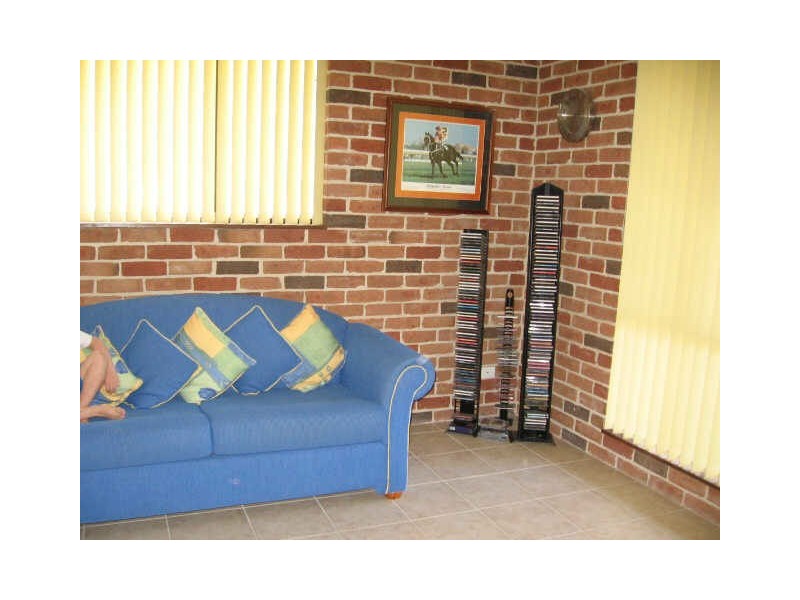 8 The Point, Bundabah NSW 2324