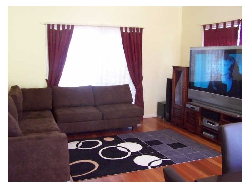 1 Dunshea Avenue, Tea Gardens NSW 2324