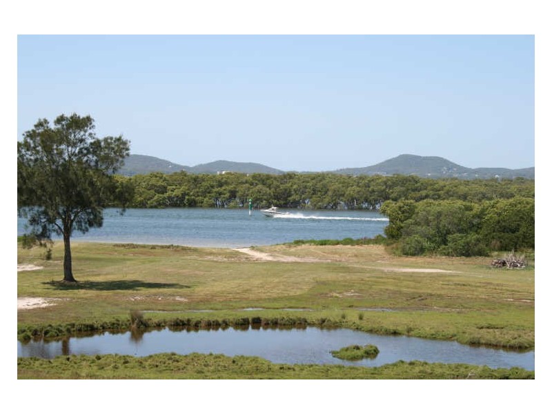 102 Bayview Street, Tea Gardens NSW 2324