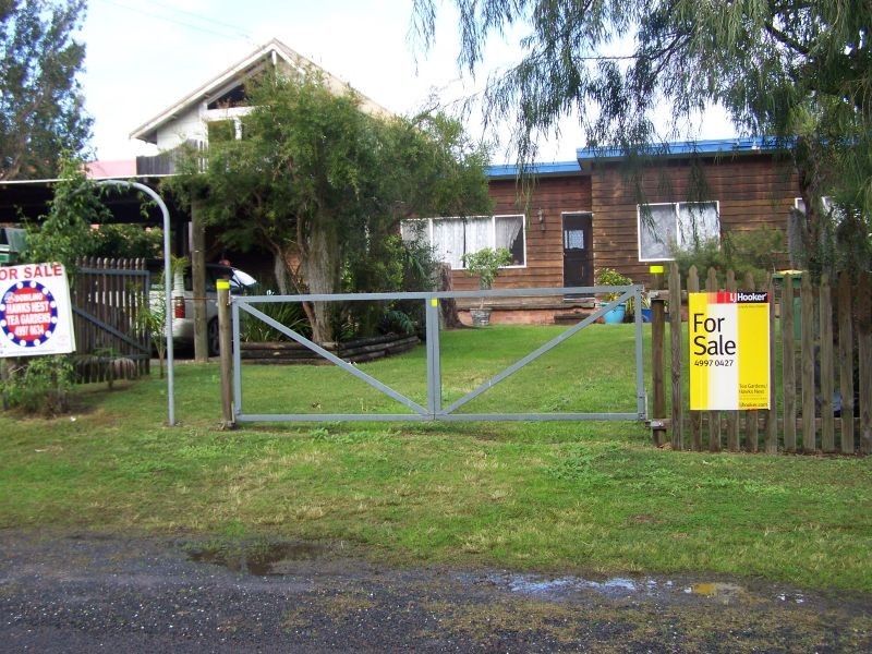 102 Bayview Street, Tea Gardens NSW 2324