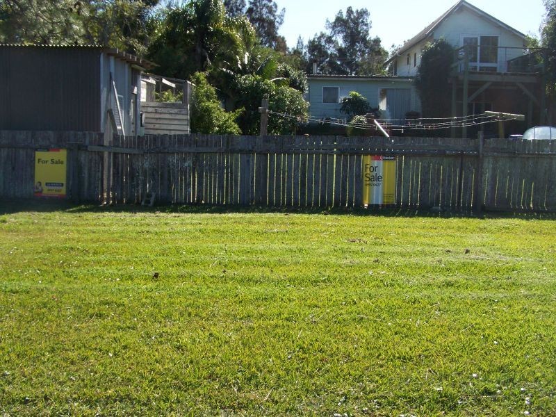 102 Bayview Street, Tea Gardens NSW 2324