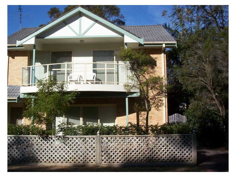 2/2 COOLOON STREET, Hawks Nest NSW 2324