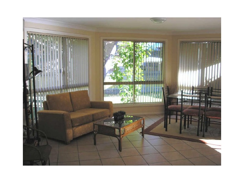 2/11-13 Bennett Street, Hawks Nest NSW 2324