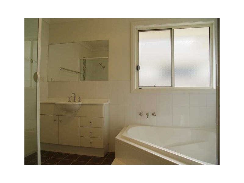 19 Sinclair Drive, Tea Gardens NSW 2324