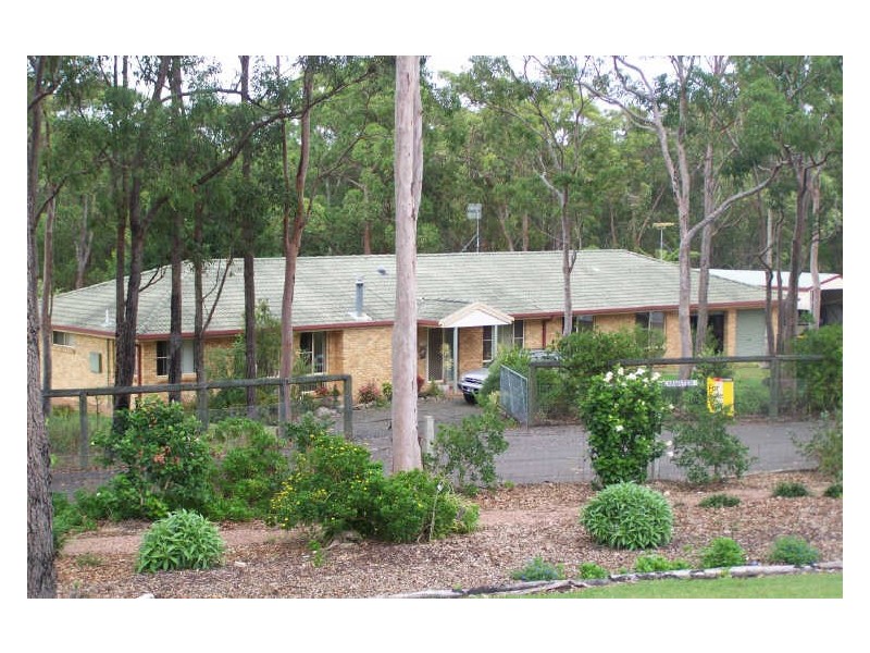 6 Boondelbah Road, Tea Gardens NSW 2324