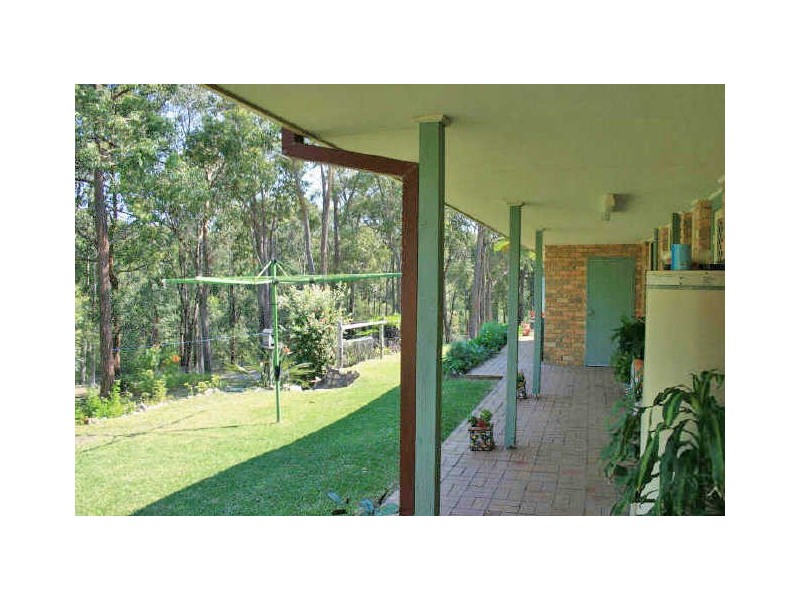 6 Boondelbah Road, Tea Gardens NSW 2324