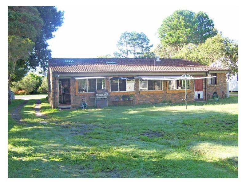 7 Engel Street, Tea Gardens NSW 2324