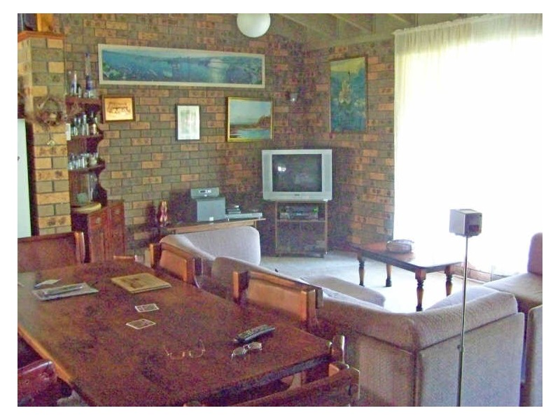 7 Engel Street, Tea Gardens NSW 2324