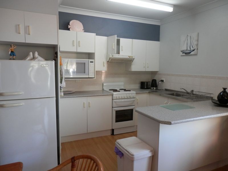 1/5 BEACH ROAD, Hawks Nest NSW 2324