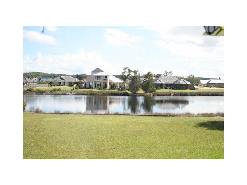 1 Admiralty Avenue, Tea Gardens NSW 2324