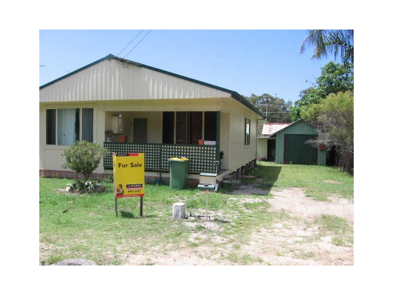 20 Eagle Avenue, Hawks Nest NSW 2324