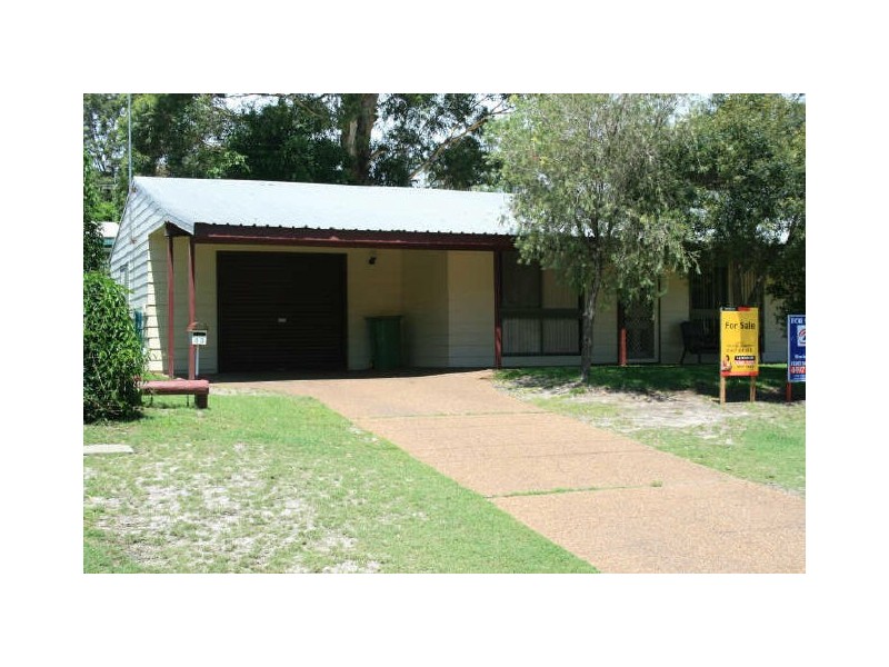 43 Albatross Avenue, Hawks Nest NSW 2324