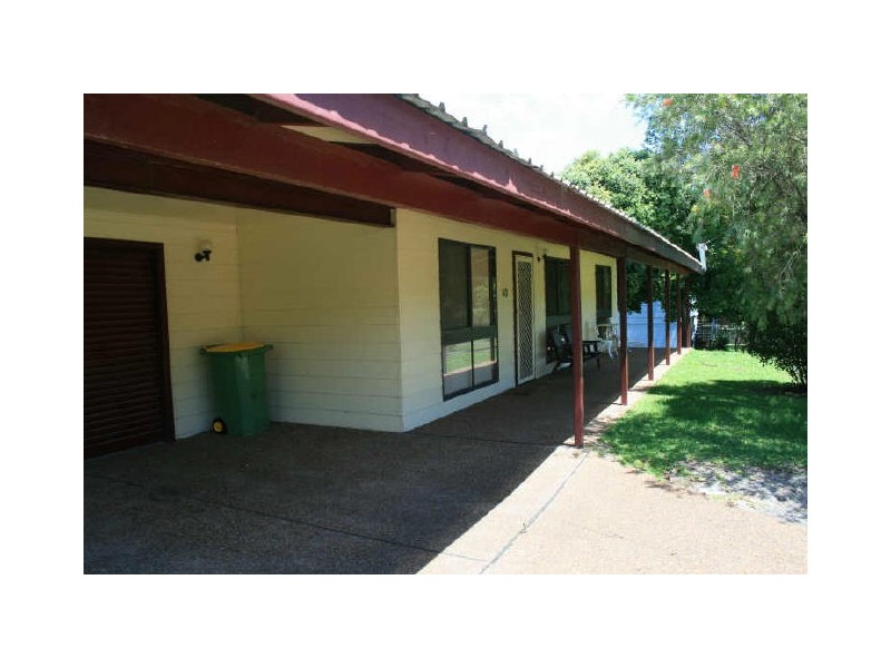 43 Albatross Avenue, Hawks Nest NSW 2324