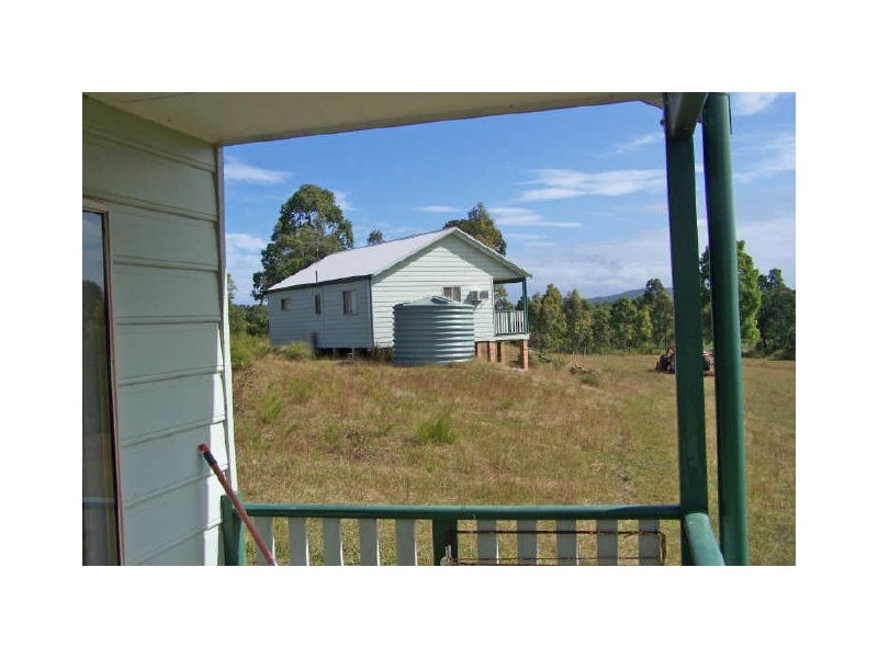 326 Pindimar Road, Pindimar NSW 2324