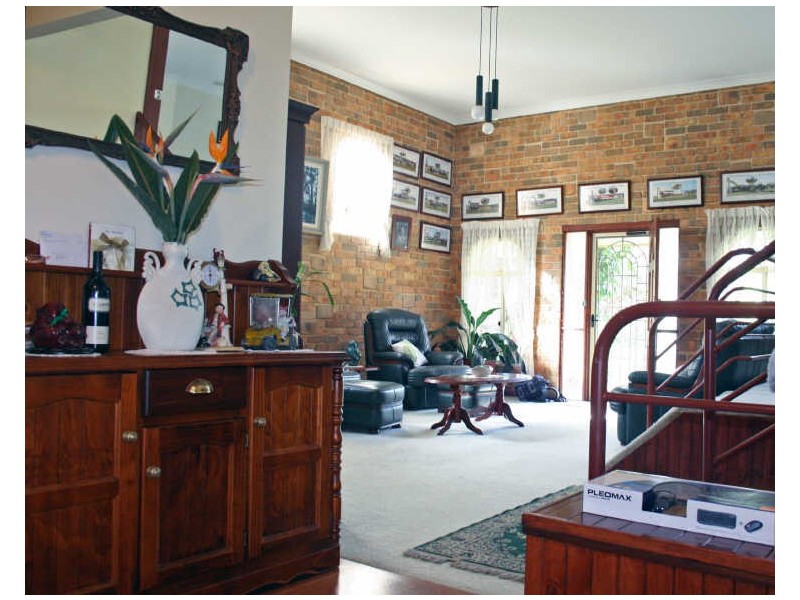 66 Albatross Avenue, Hawks Nest NSW 2324