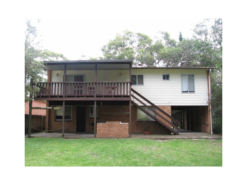 42 IBIS AVENUE, Hawks Nest NSW 2324