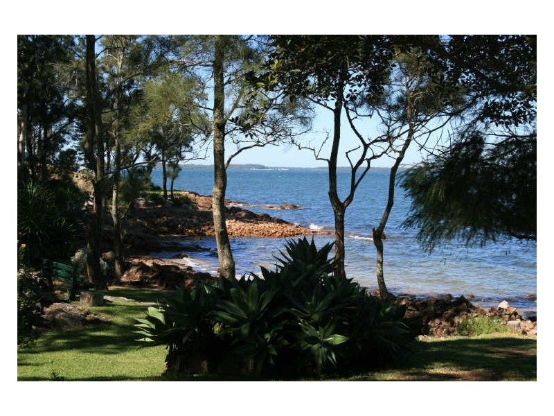 28 The Esplanade, North Arm Cove NSW 2324