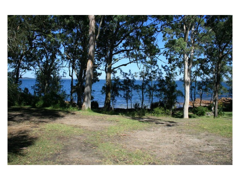 28 The Esplanade, North Arm Cove NSW 2324