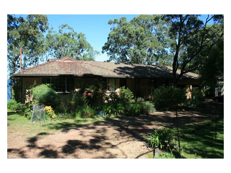 28 The Esplanade, North Arm Cove NSW 2324