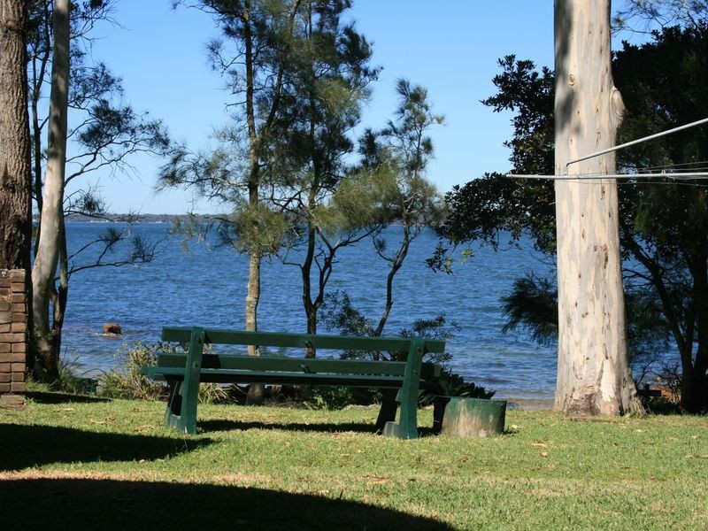 28 The Esplanade, North Arm Cove NSW 2324