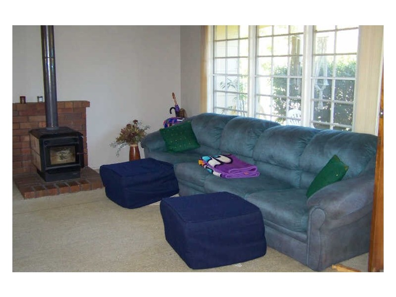 9 Kingfisher Ave, Hawks Nest NSW 2324