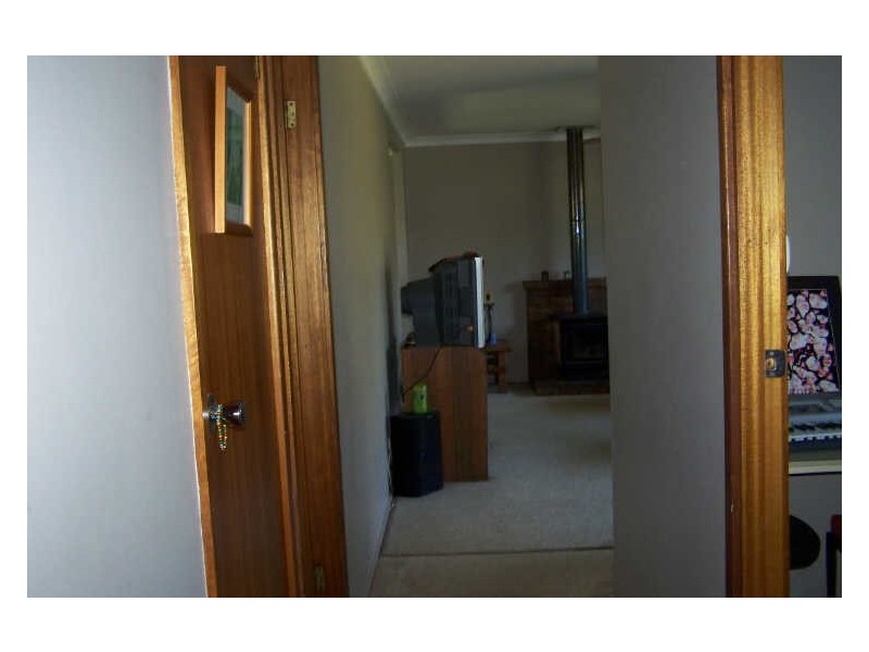 9 Kingfisher Ave, Hawks Nest NSW 2324