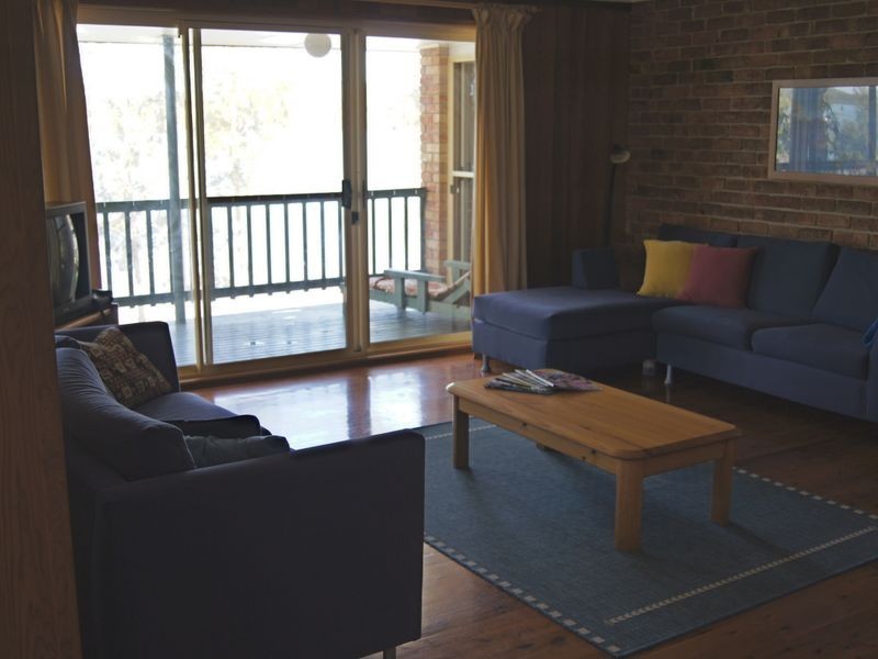 68 Eastslope Way, North Arm Cove NSW 2324