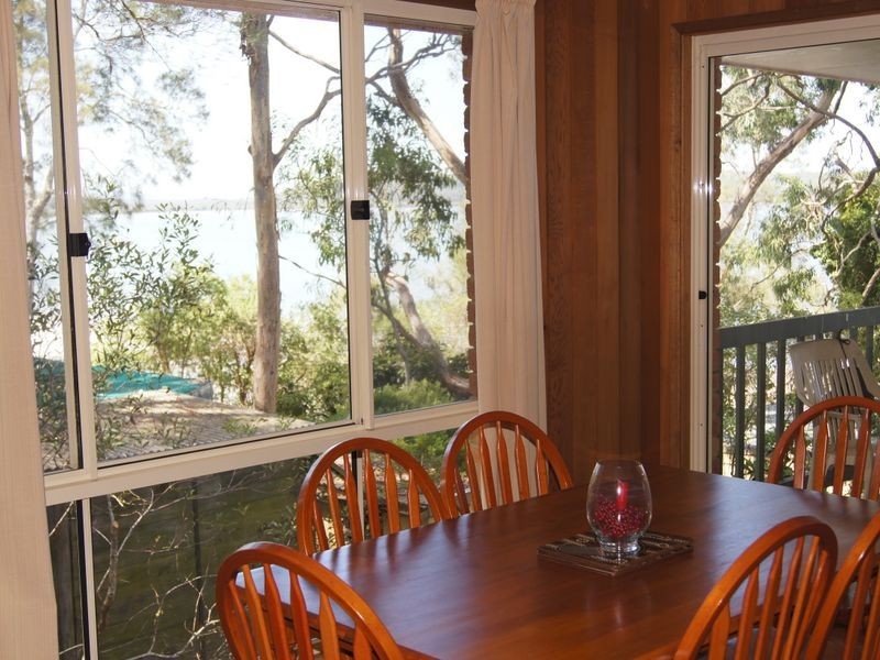 68 Eastslope Way, North Arm Cove NSW 2324