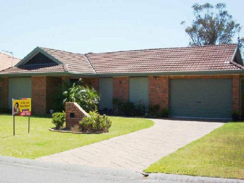 3 Holbert Close, Tea Gardens NSW 2324