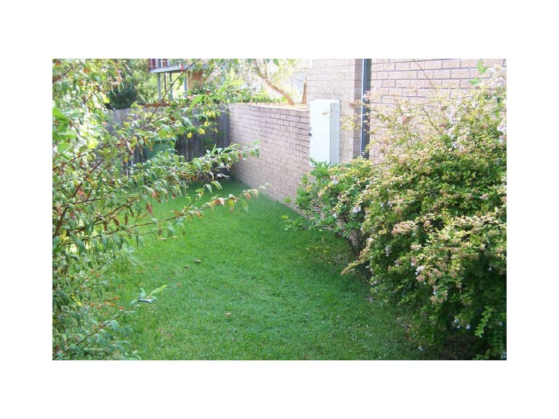 1/14 Russell Street, Hawks Nest NSW 2324