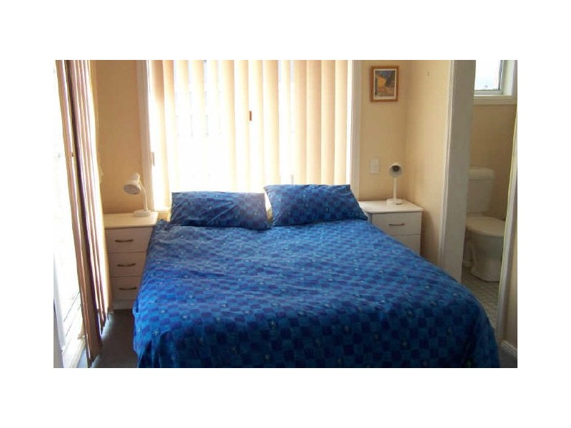 1/14 Russell Street, Hawks Nest NSW 2324