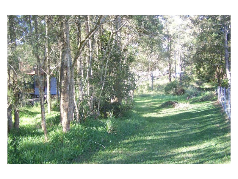 27 Pleasant View Parade, Bundabah NSW 2324