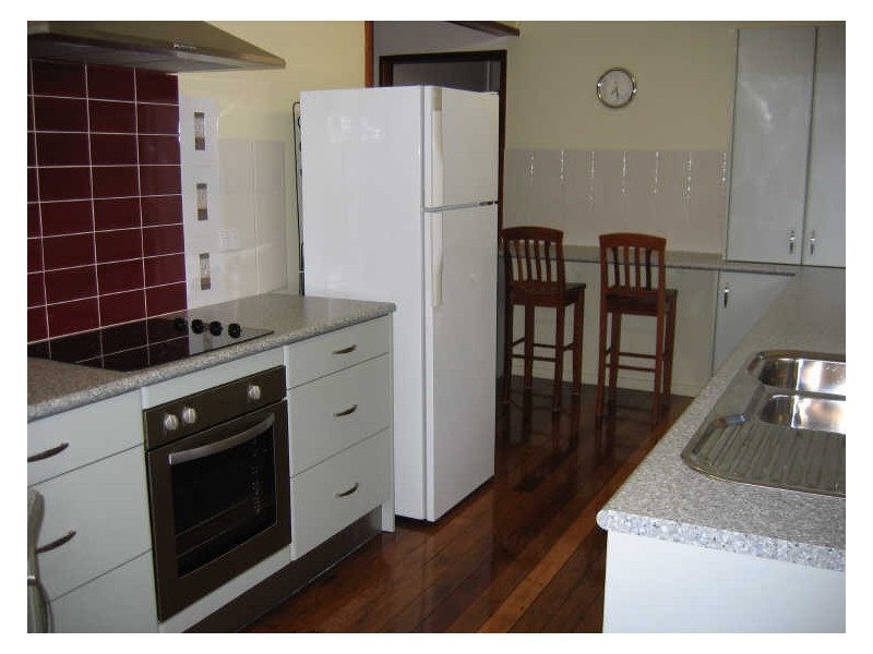 72 YAMBA STREET, Hawks Nest NSW 2324