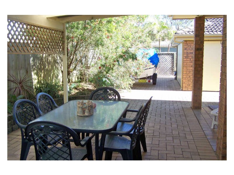 4/12-18 Patanga Street, Hawks Nest NSW 2324