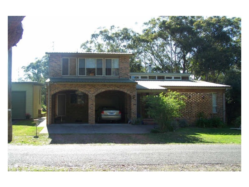 9 Cooloon Street, Hawks Nest NSW 2324