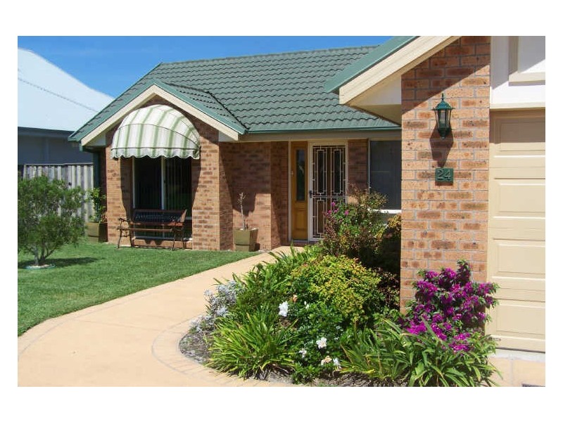 24 Windward Circuit, Tea Gardens NSW 2324