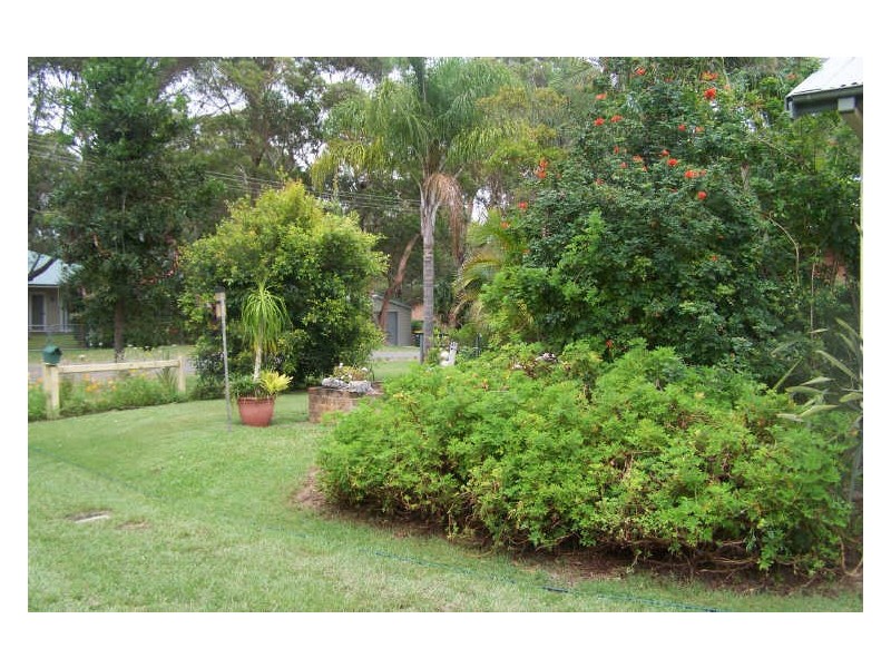 35 Binda, Hawks Nest NSW 2324