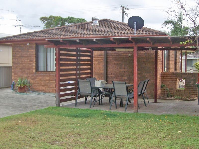 10 Motum Ave, Tea Gardens NSW 2324