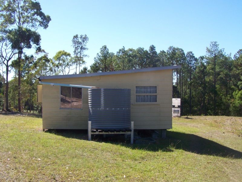 105 Clarke Street, Pindimar NSW 2324