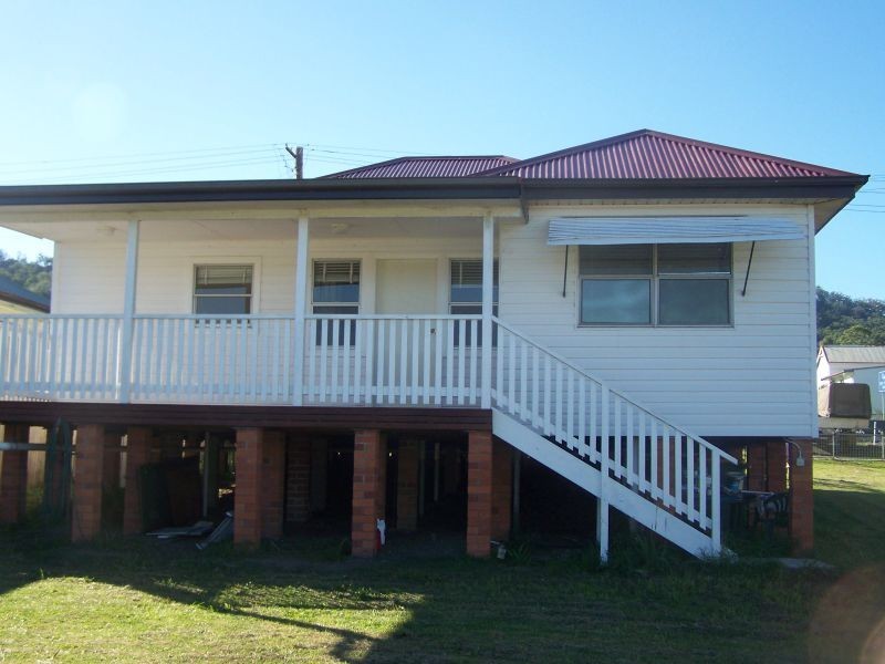 79 Booloembayte Street, Bulahdelah NSW 2423