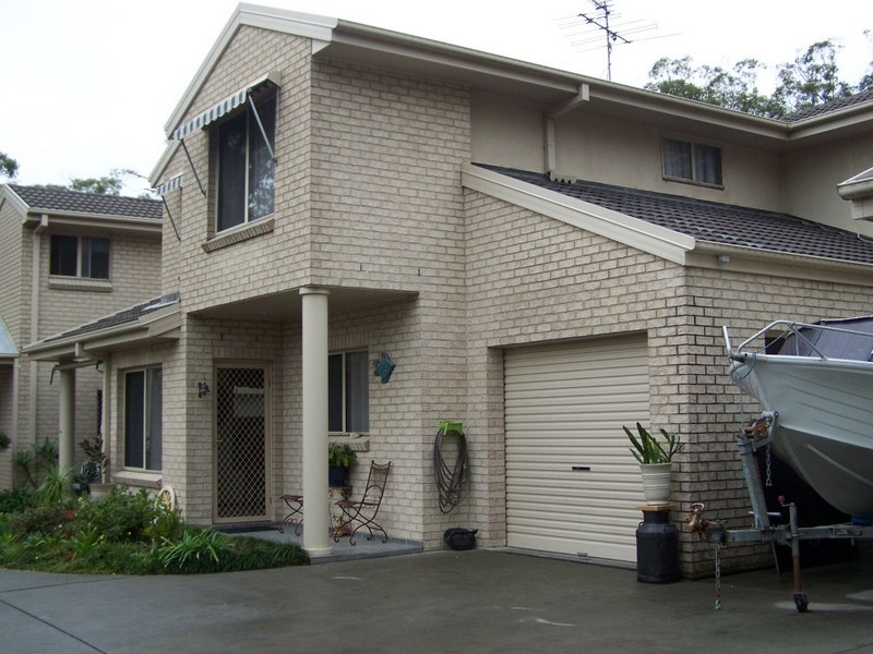 2/18 Moola Street, Hawks Nest NSW 2324