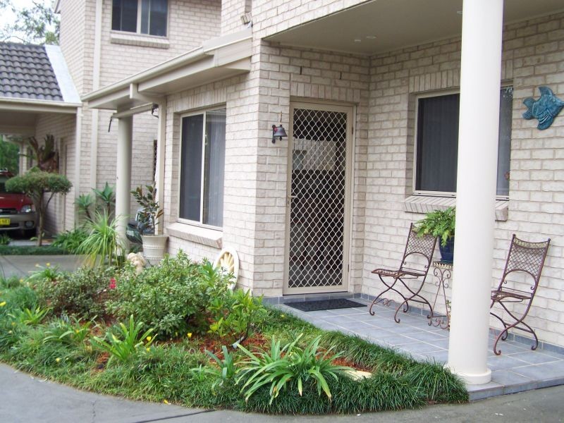 2/18 Moola Street, Hawks Nest NSW 2324
