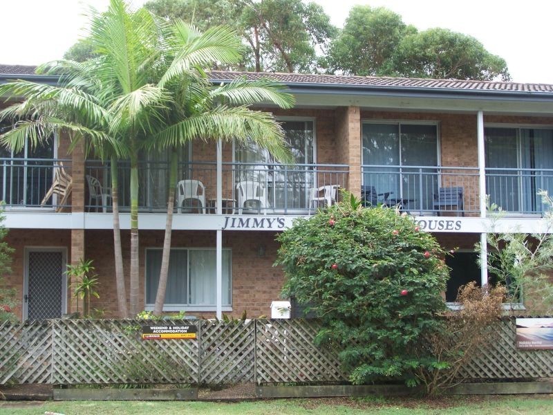 2/5 COORILLA STREET, Hawks Nest NSW 2324