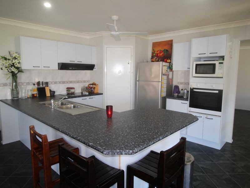 4 Compass Close, Tea Gardens NSW 2324