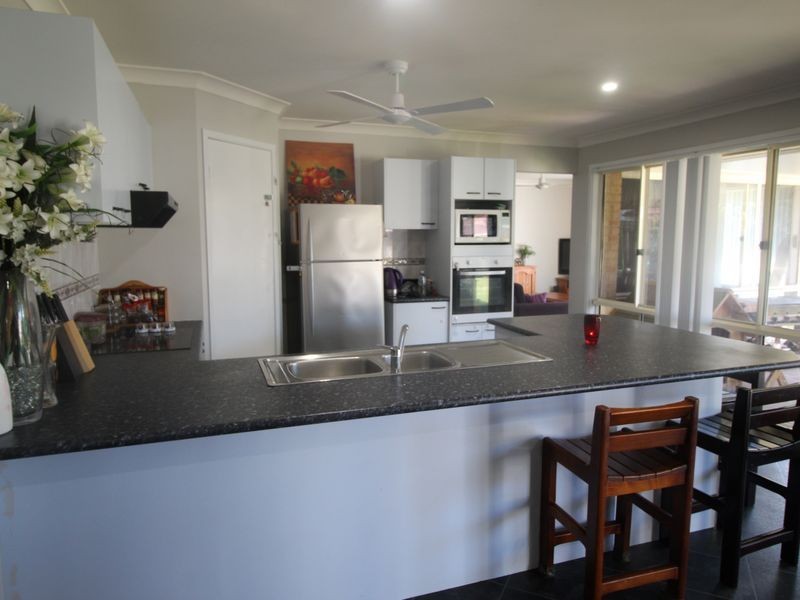 4 Compass Close, Tea Gardens NSW 2324